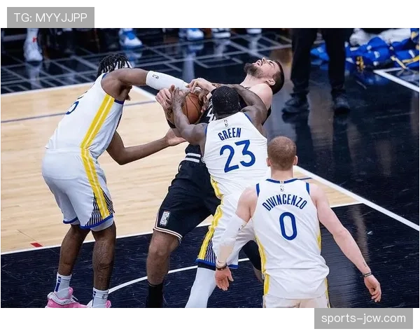 追梦格林五连败期间正负值-73 勇士前锋防守影响力显著下滑